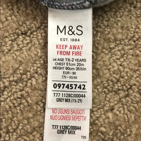 M&S sweatshirt with Hello Kitty print - Picture 2 of 2